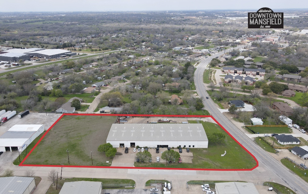 300 Industrial Blvd, Mansfield, TX for Rent