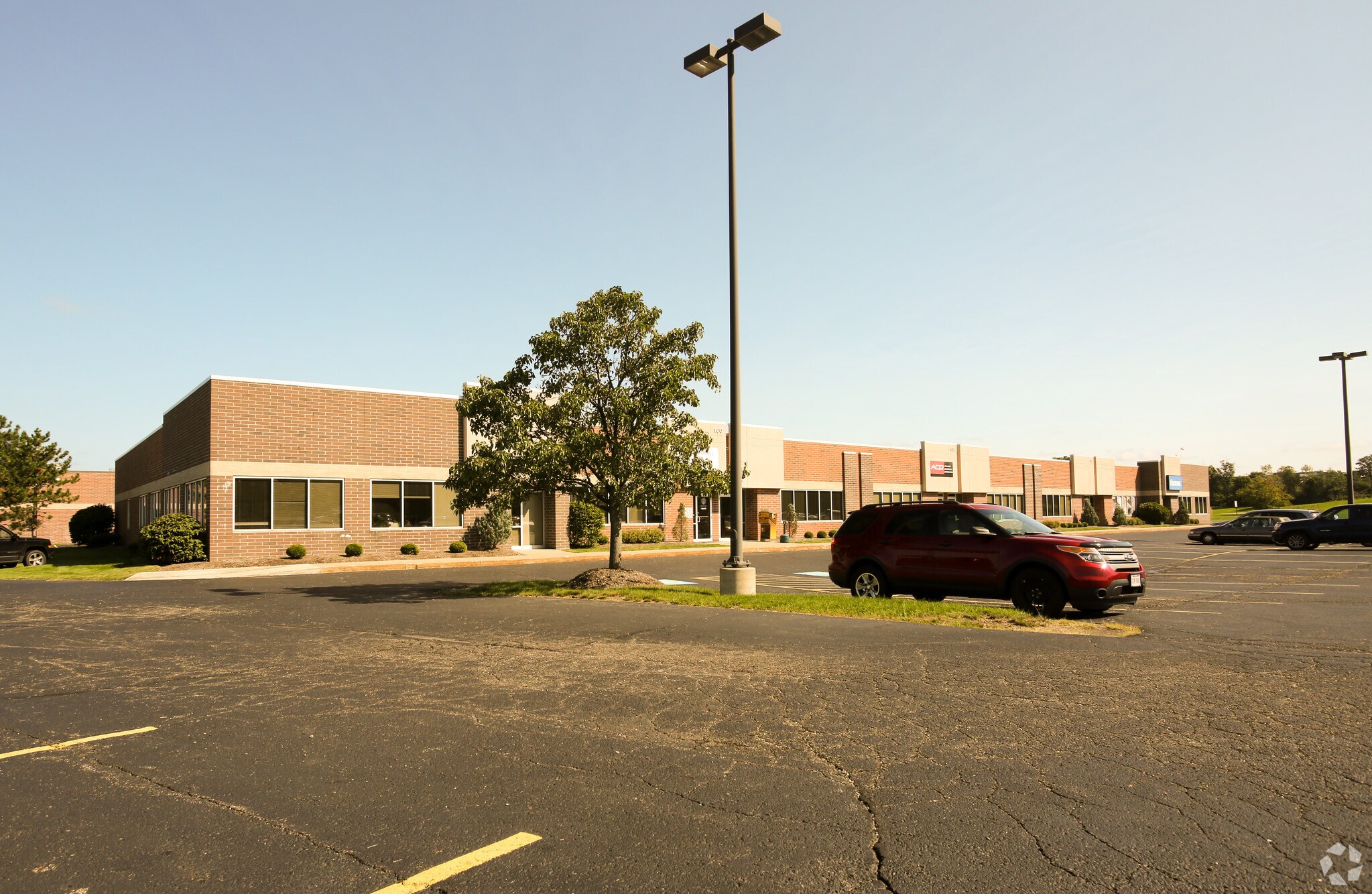 555 Frost Rd, Streetsboro, OH for Rent