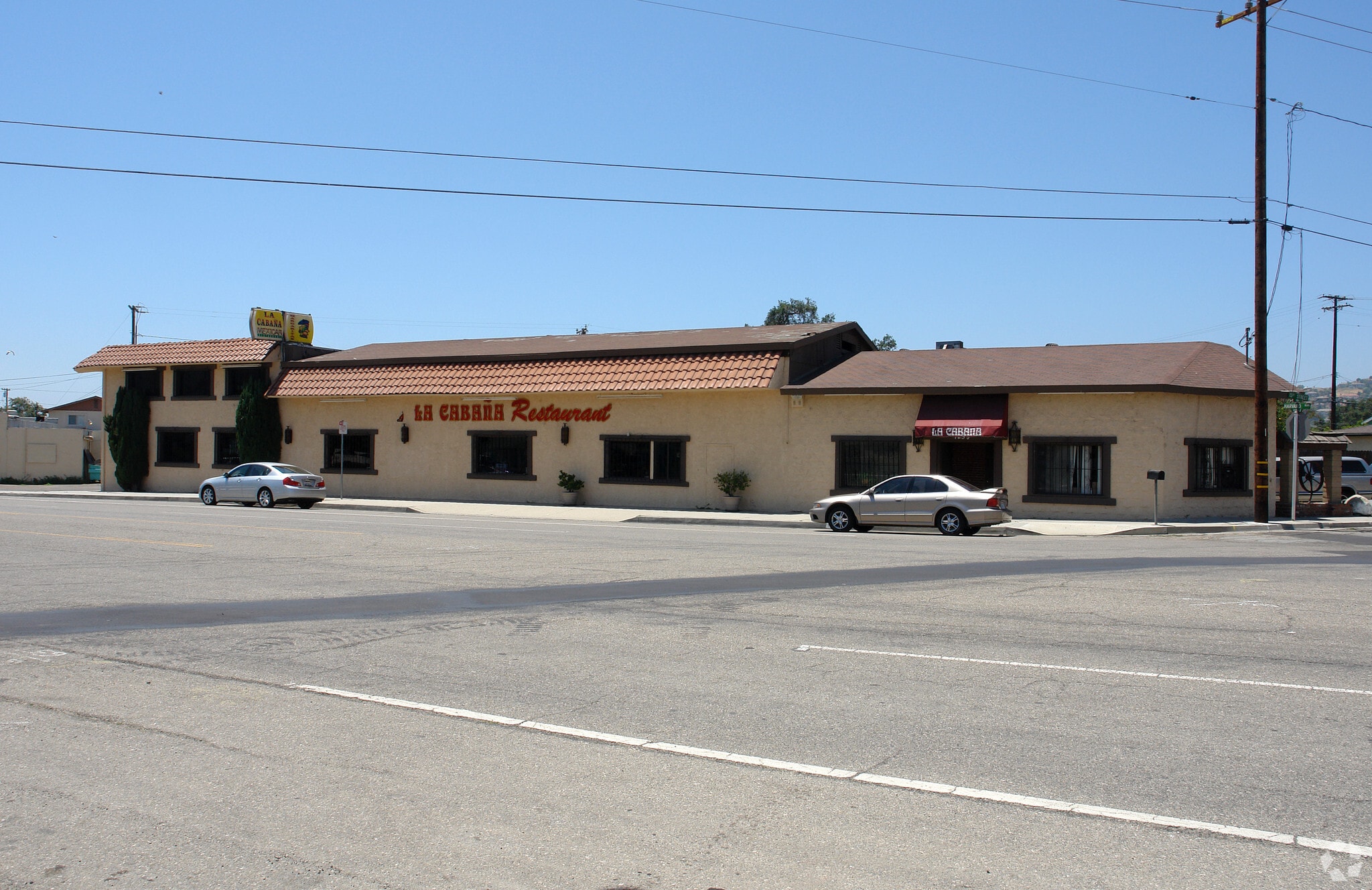 1259 E Harvard Blvd, Santa Paula, CA for Sale