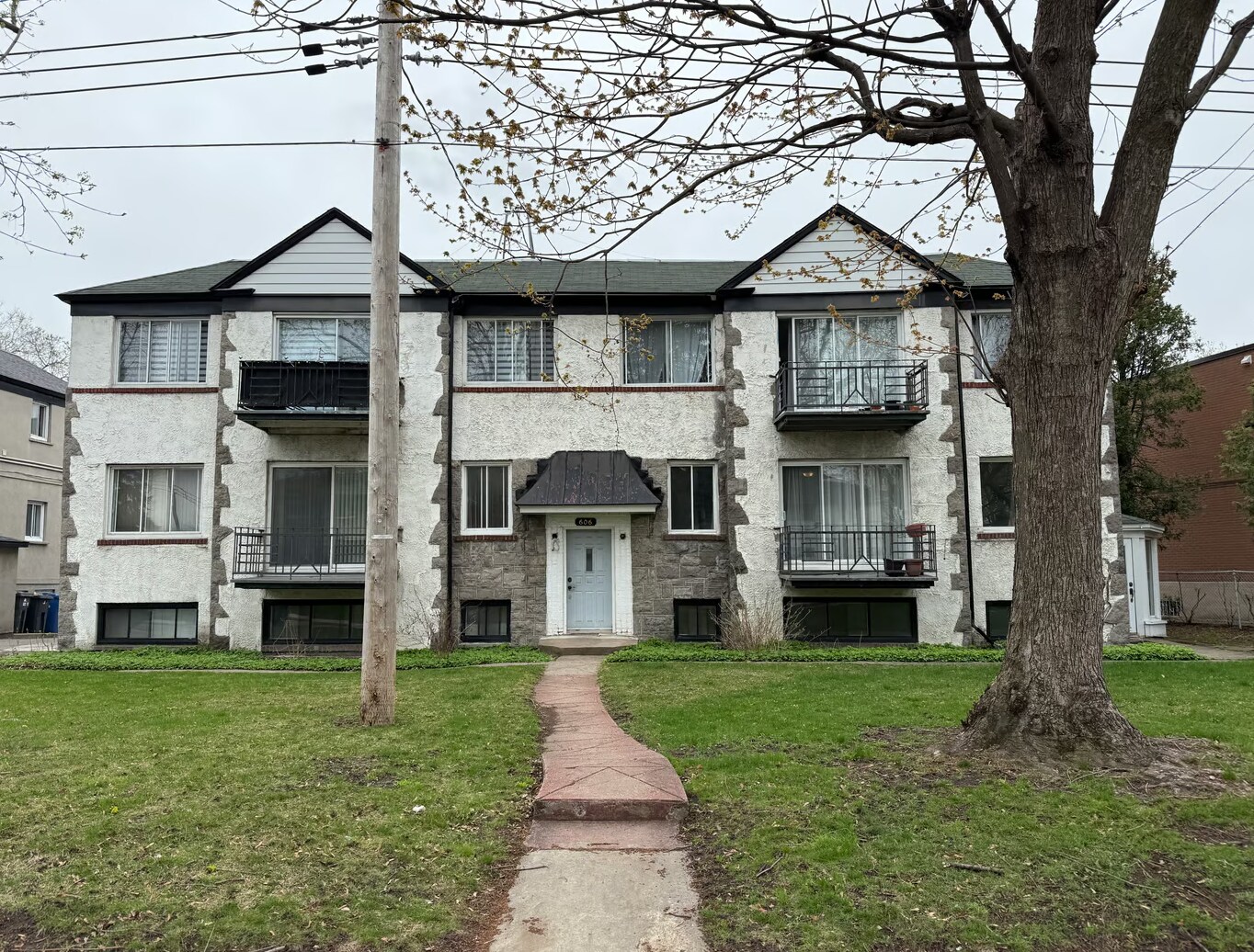 600-610 Av Montréal, Montréal, QC for Sale