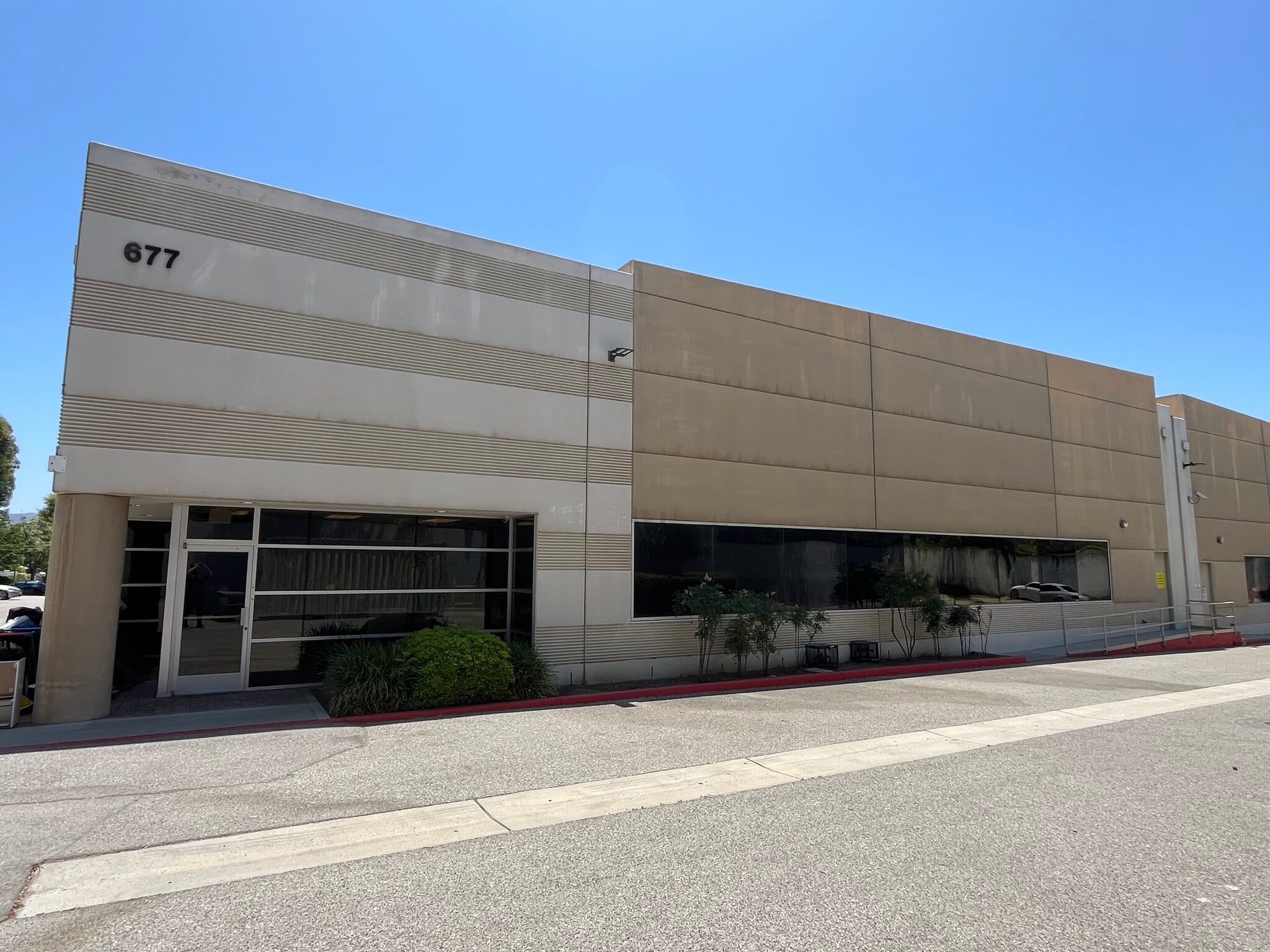 677 Cochran St, Simi Valley, CA for Sale