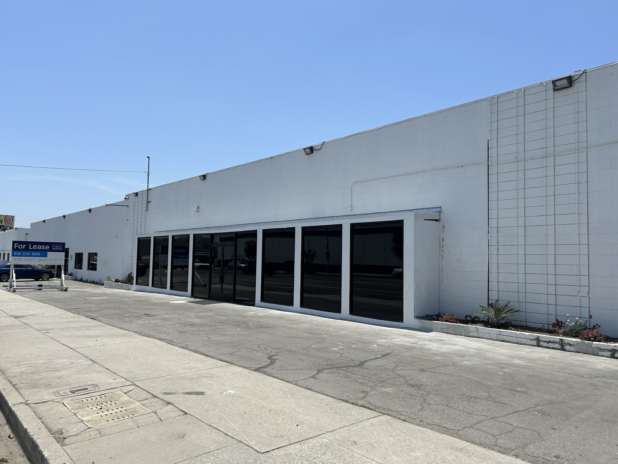 8511 Lankershim Blvd, Sun Valley, CA for Rent