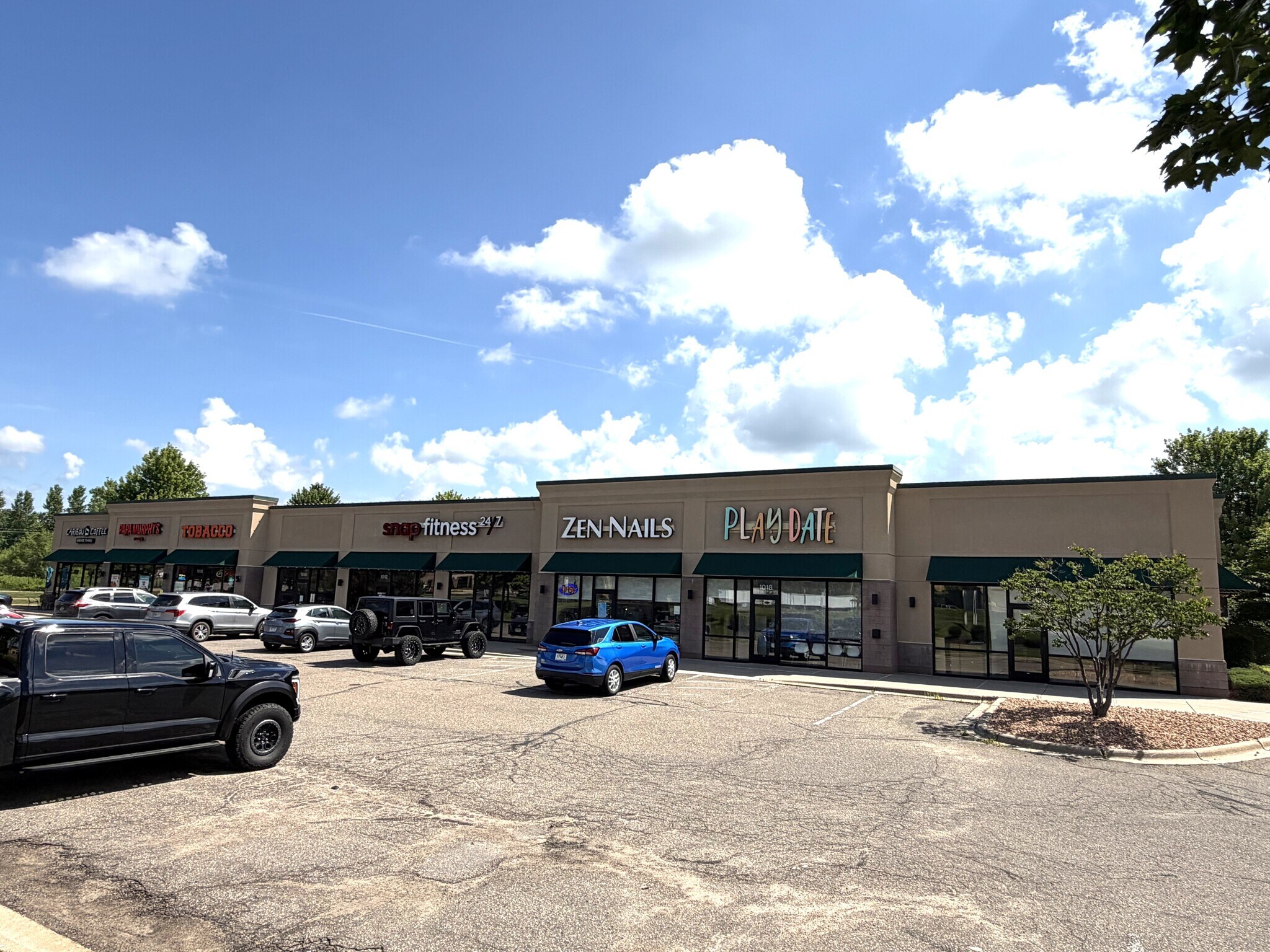1004-1020 NW Gateway Dr, Chaska, MN for Rent