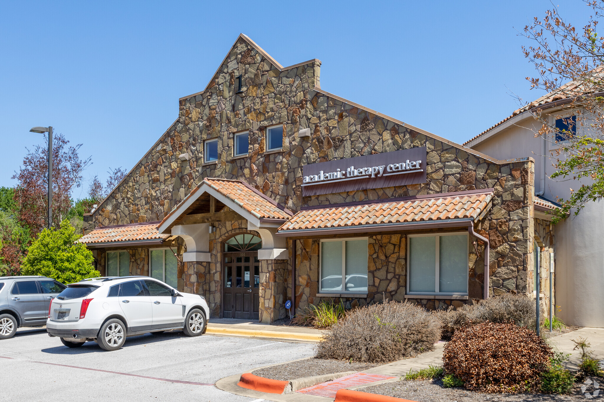 2500 W William Cannon Dr, Austin, TX for Rent
