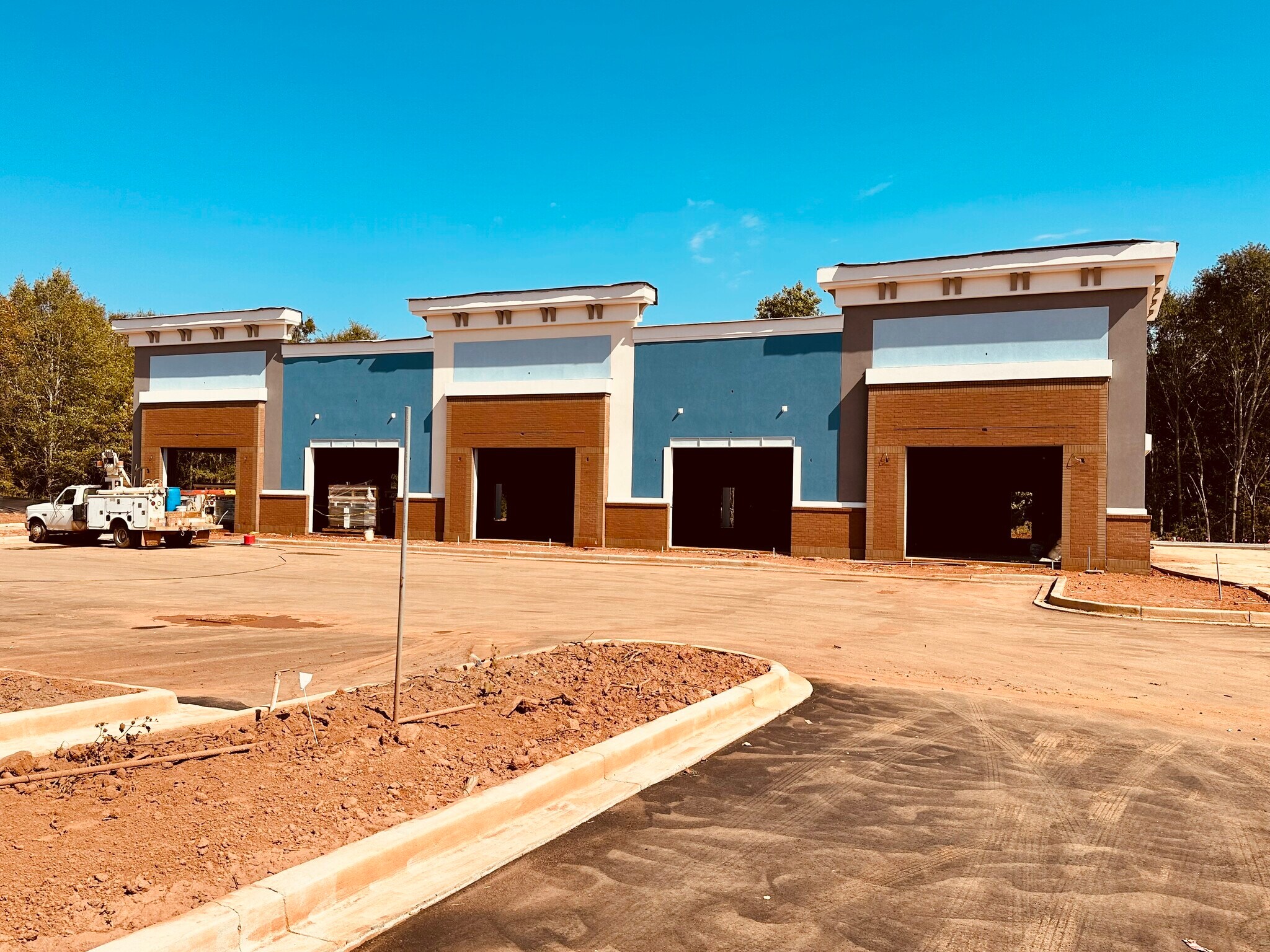 1713 E Main St Duncan, SC 29334 Retail Property for Lease on