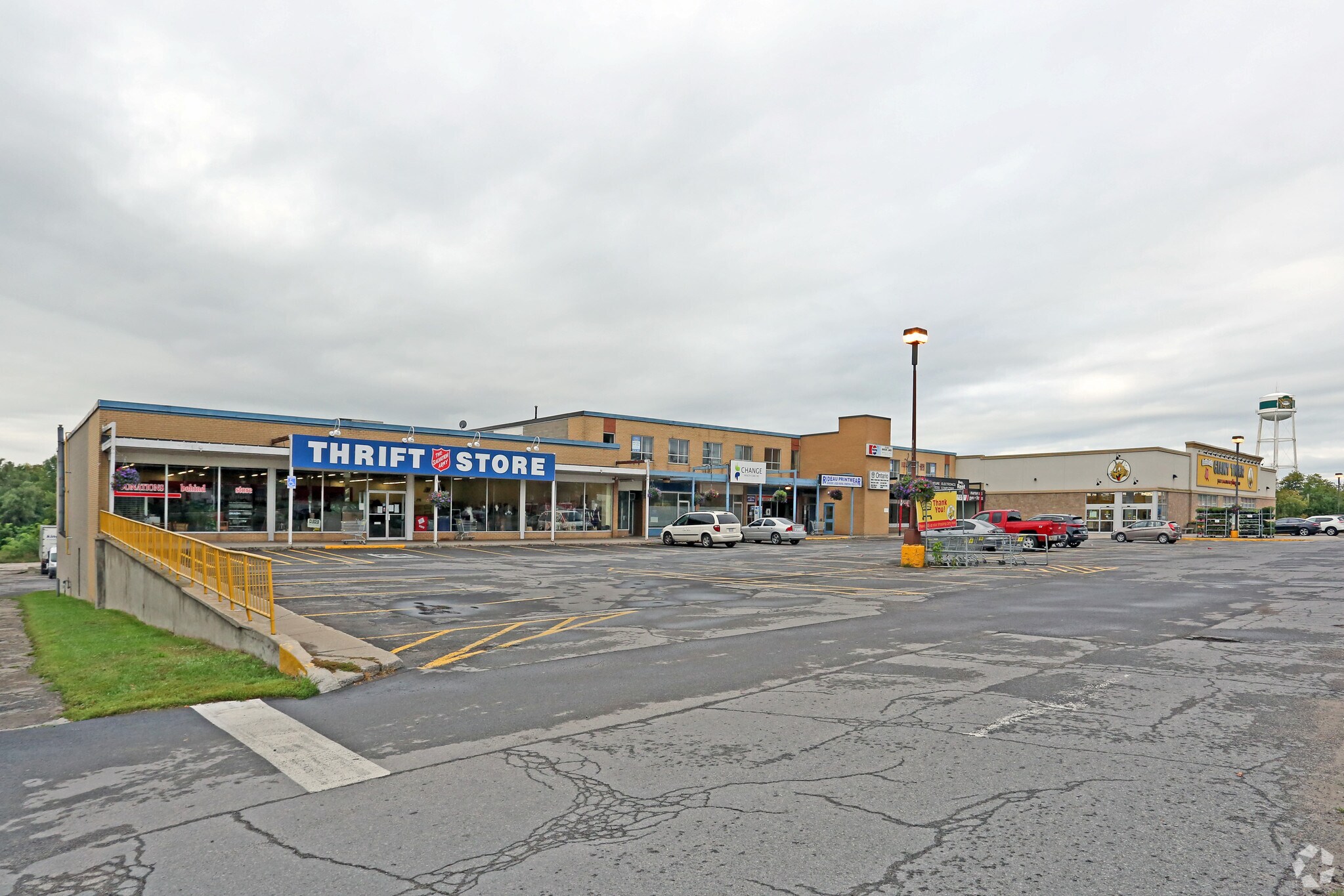 18-49 Chambers St, Smiths Falls, ON for Rent