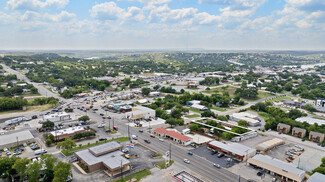 Marble Falls, TX Loft/Creative Space - 900 Avenue J