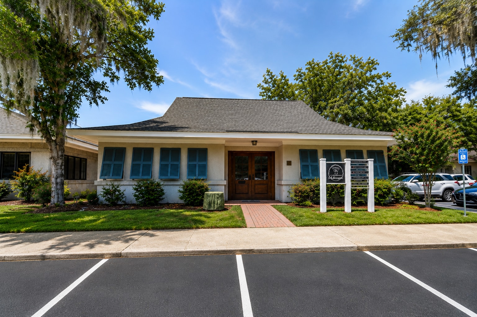 310 Eisenhower Dr, Savannah, GA for Rent