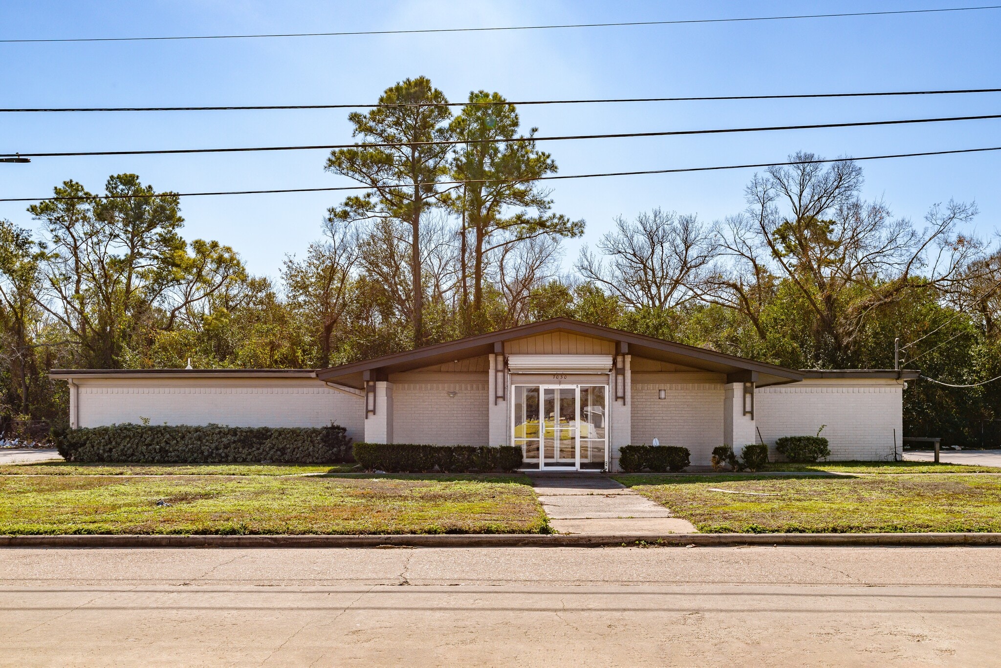 7030 Bretshire Dr, Houston, TX for Sale