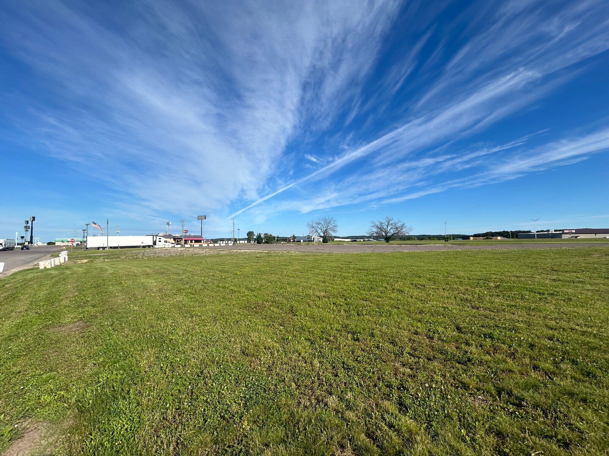 12554 Gunderson Rd, Osseo, WI for Sale