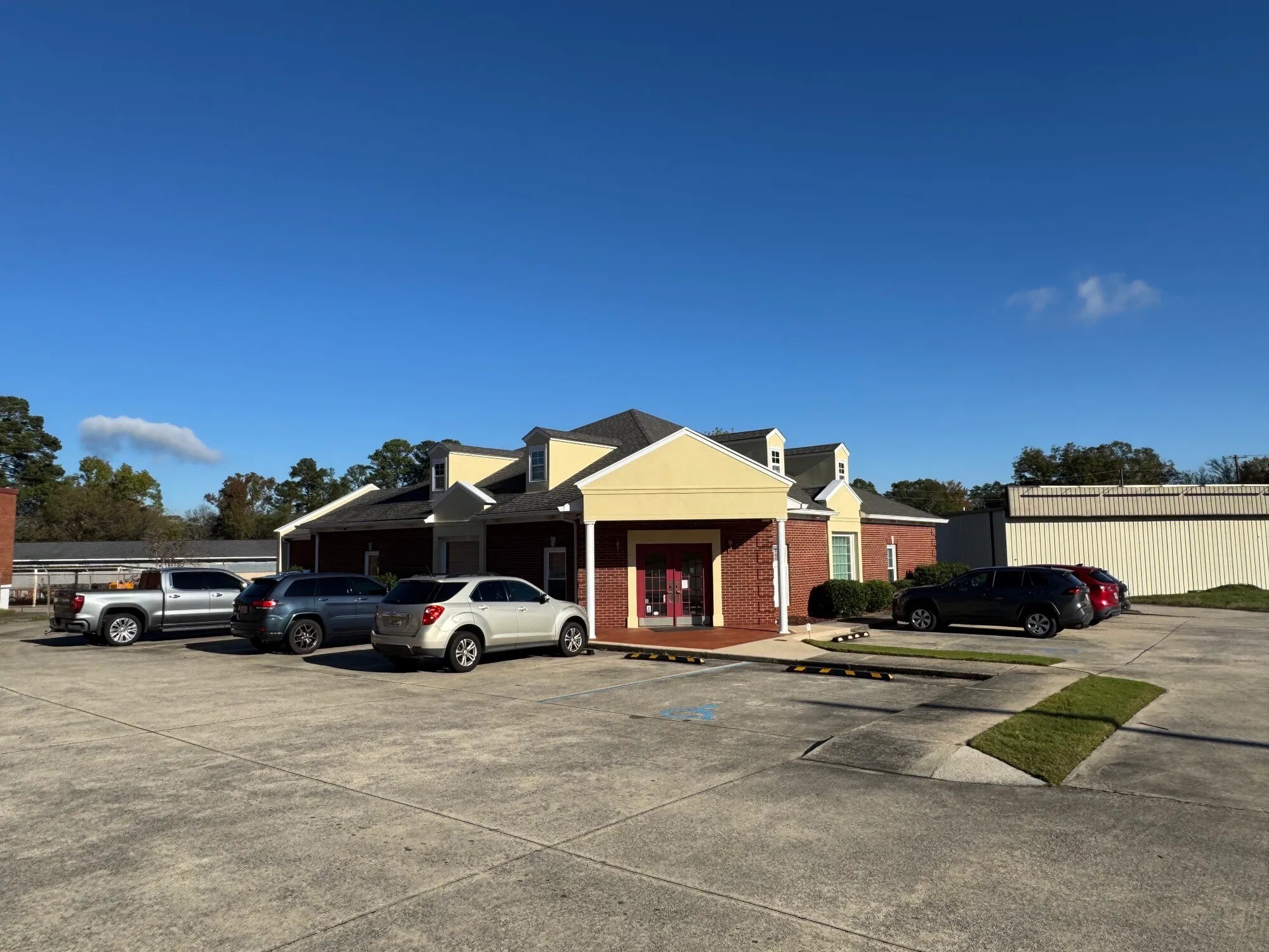 3166 Allison Bonnett Memorial Dr, Bessemer, AL for Rent