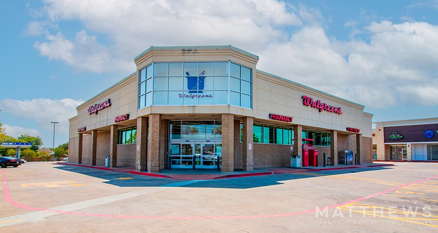 1060 W Camp Wisdom Rd, Dallas, TX for Rent