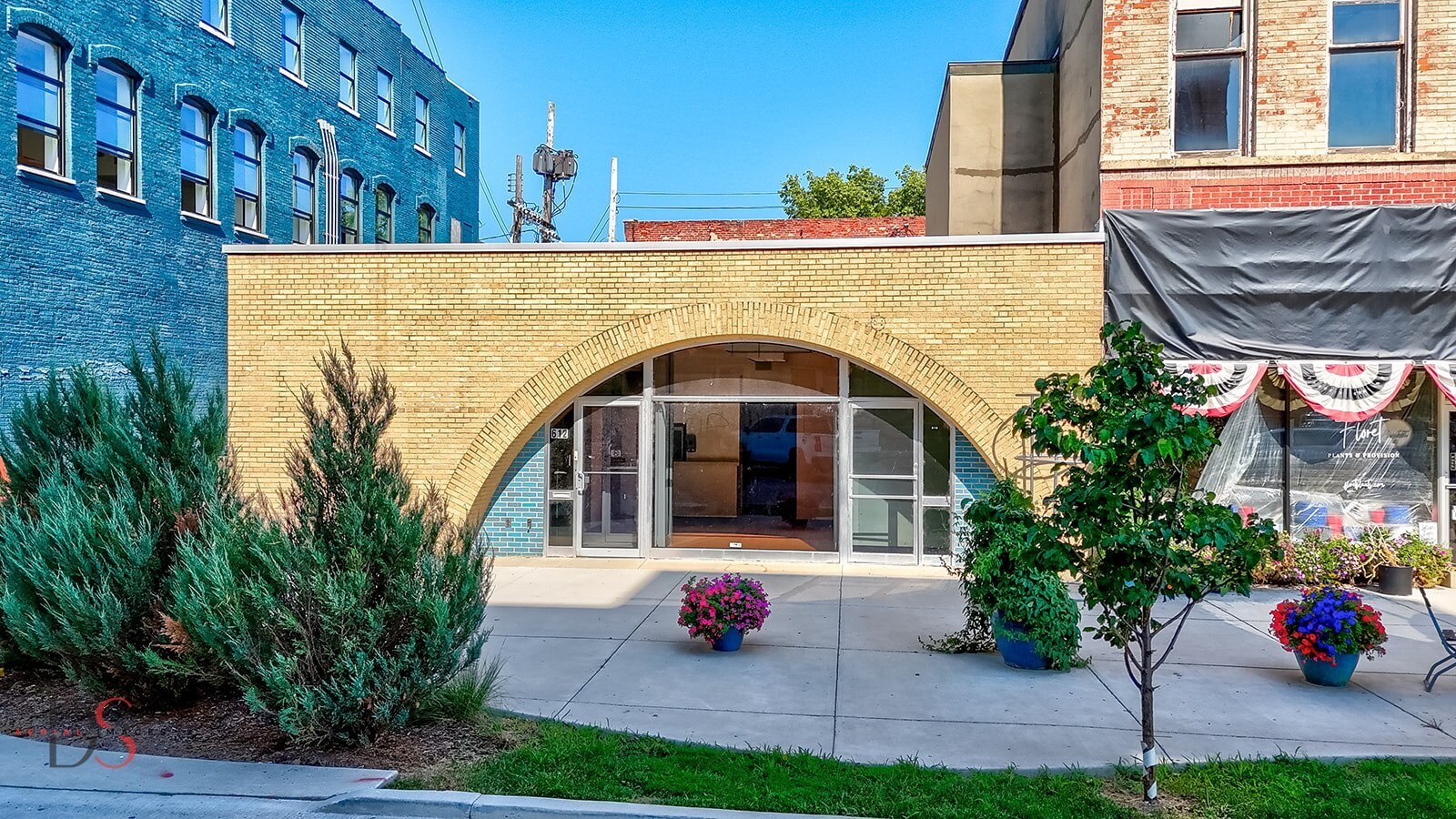 612 Court St, Ottawa, IL for Sale