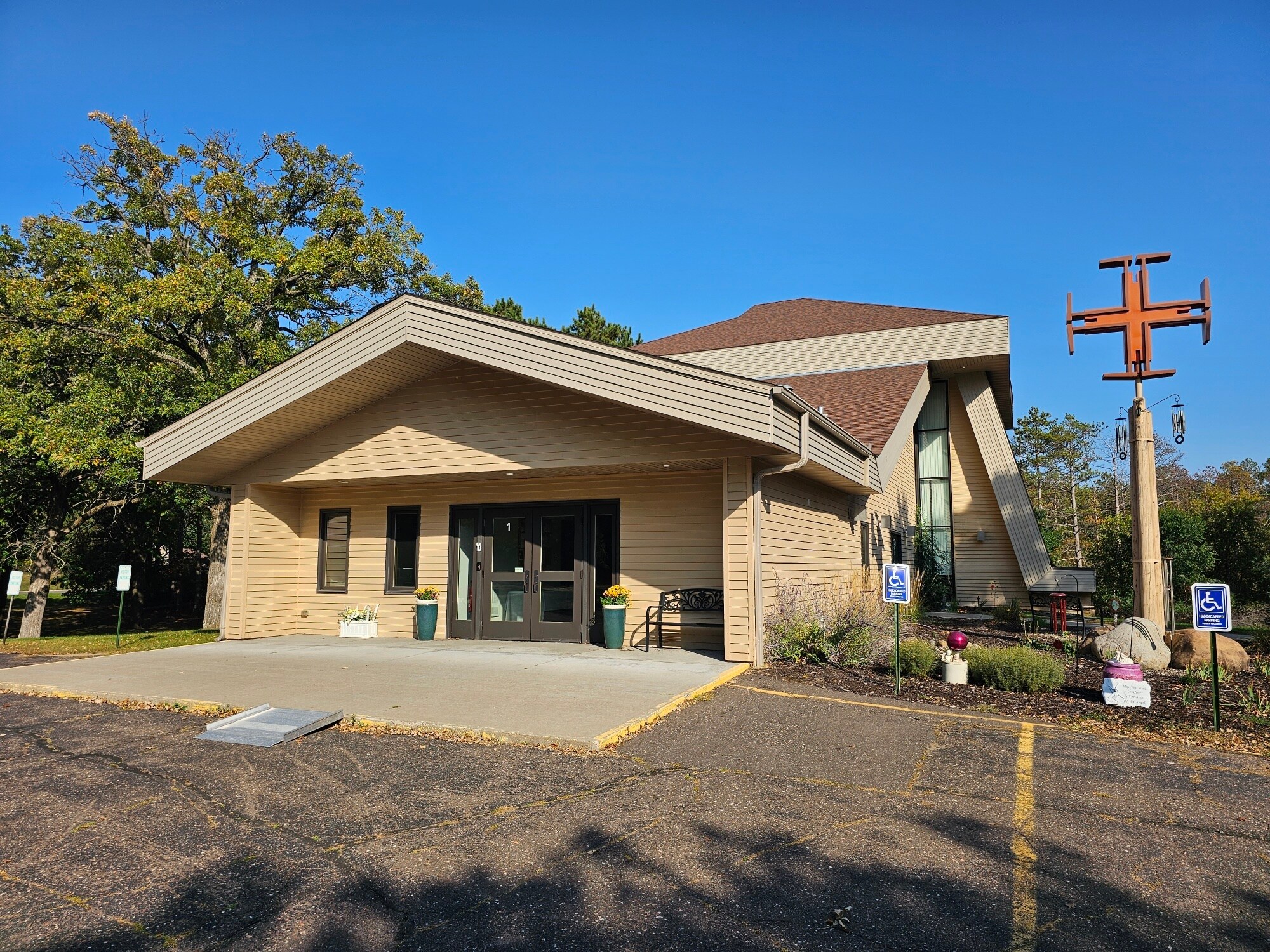 1155 Joy Cir SW, Cambridge, MN for Sale