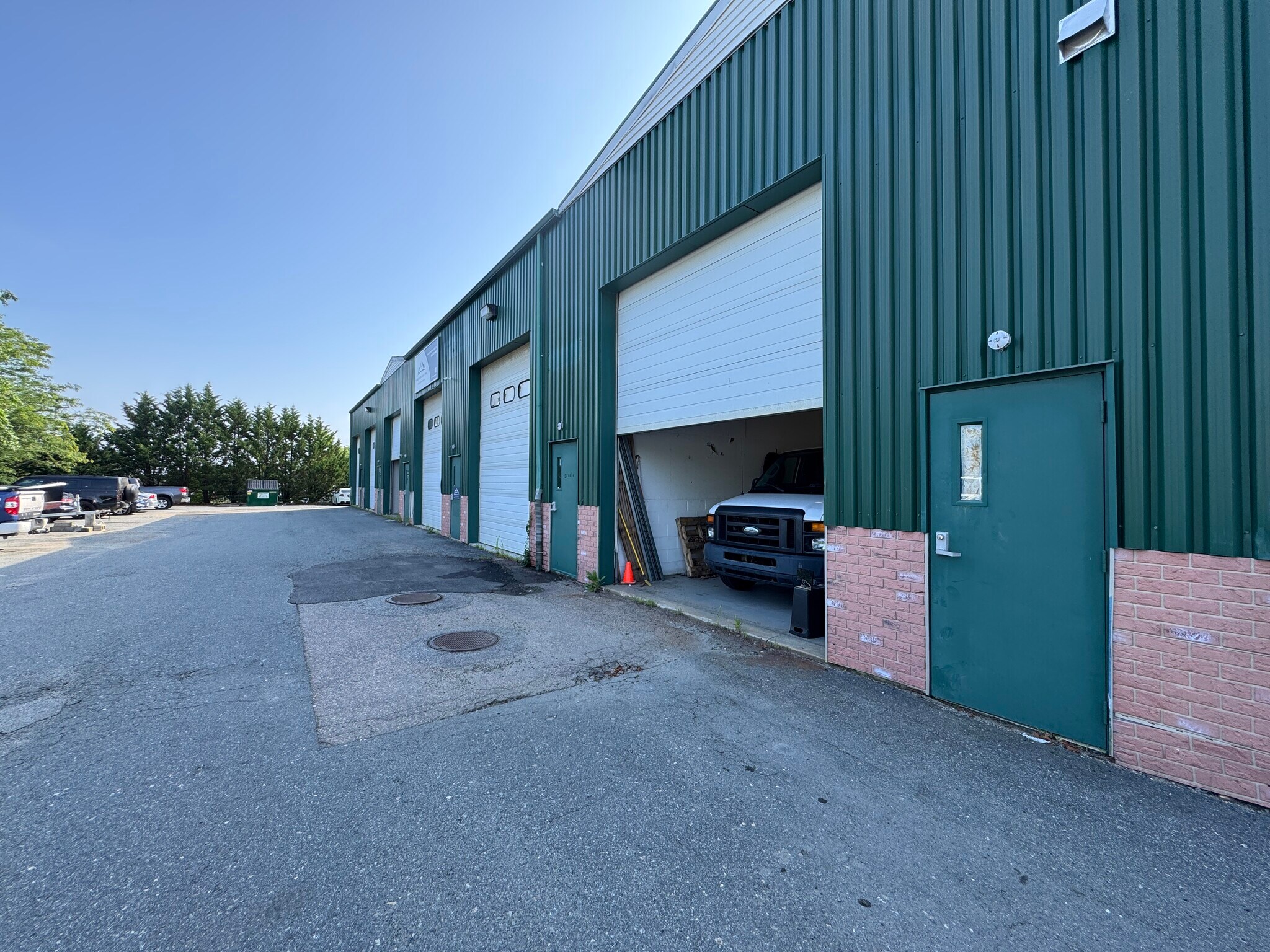1650 W Main Rd, Portsmouth, RI for Rent