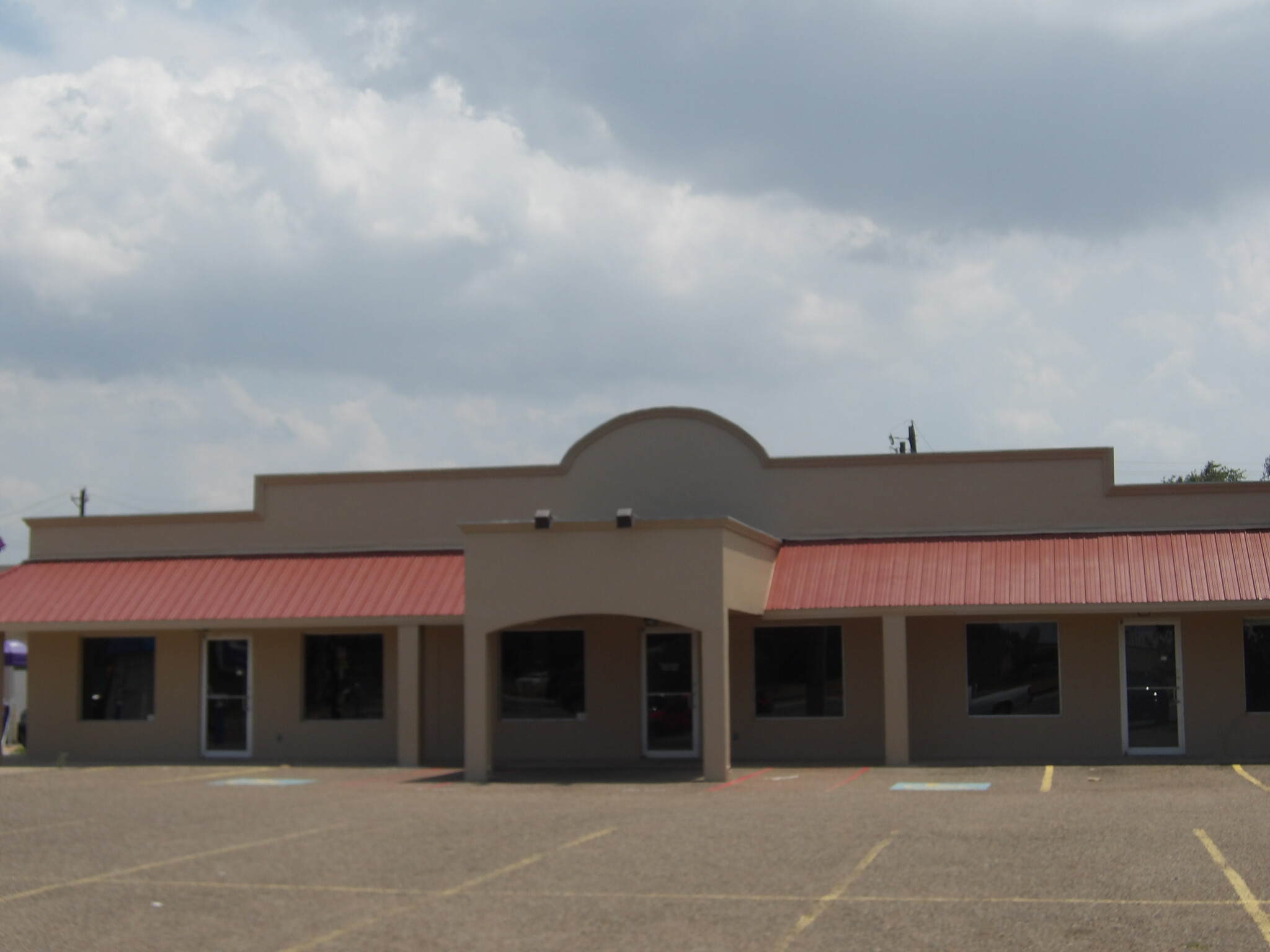 503 W Business 83, Donna, TX for Rent