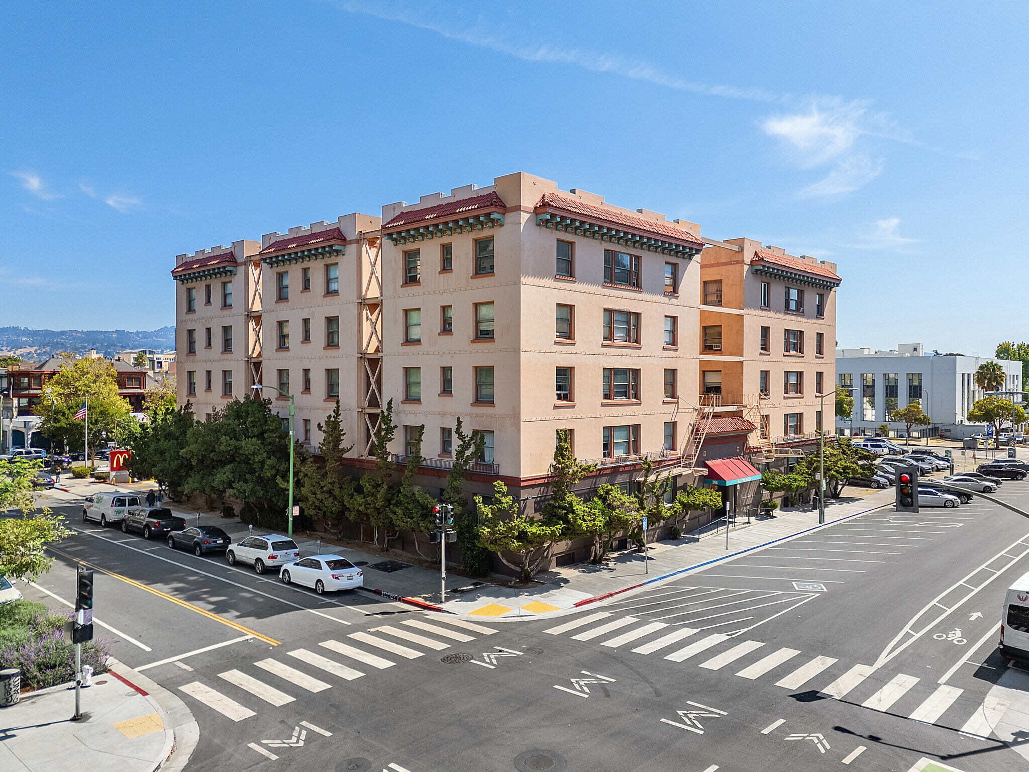 184 13th St, Oakland, CA for Sale