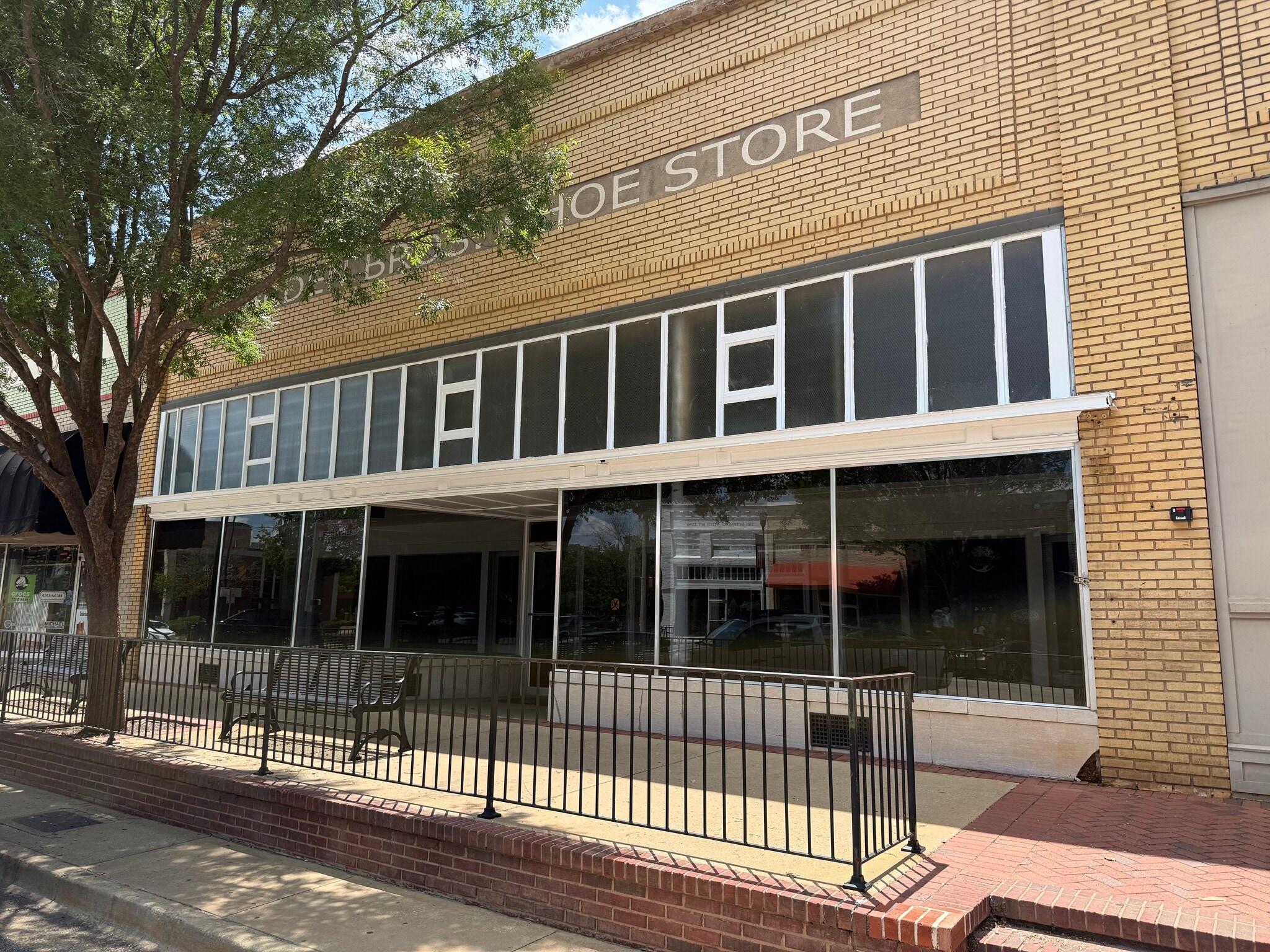 703 3rd Ave, West Point, GA for Rent