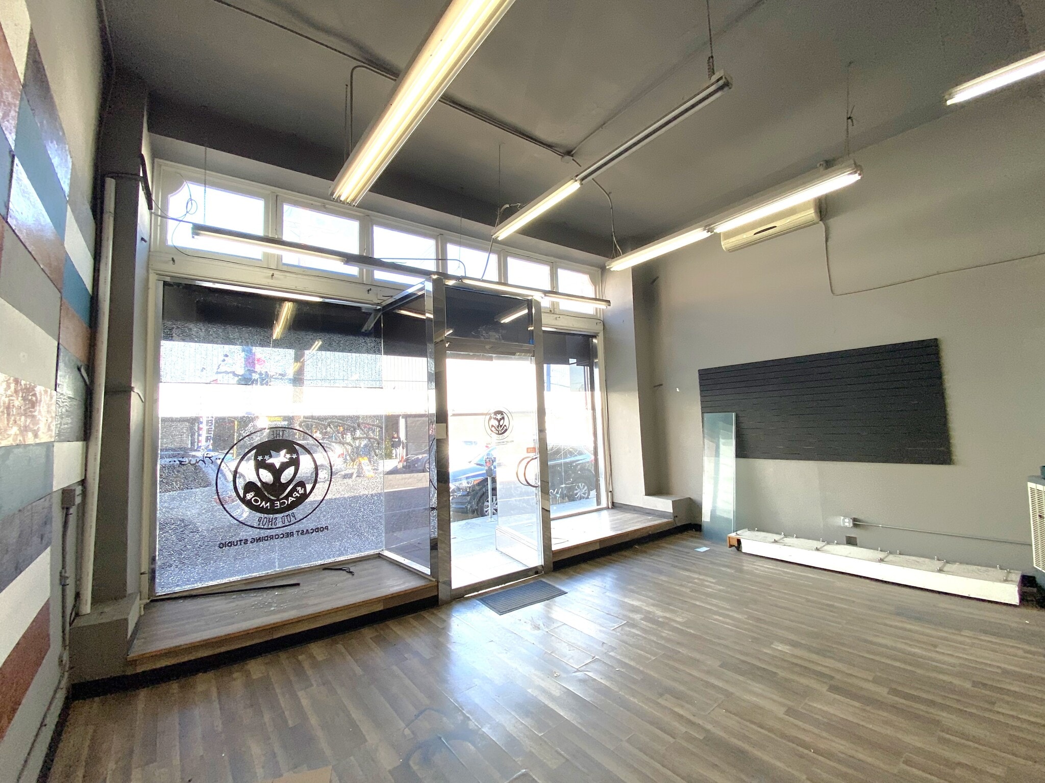 1100-1110 S Main St, Los Angeles, CA for Rent