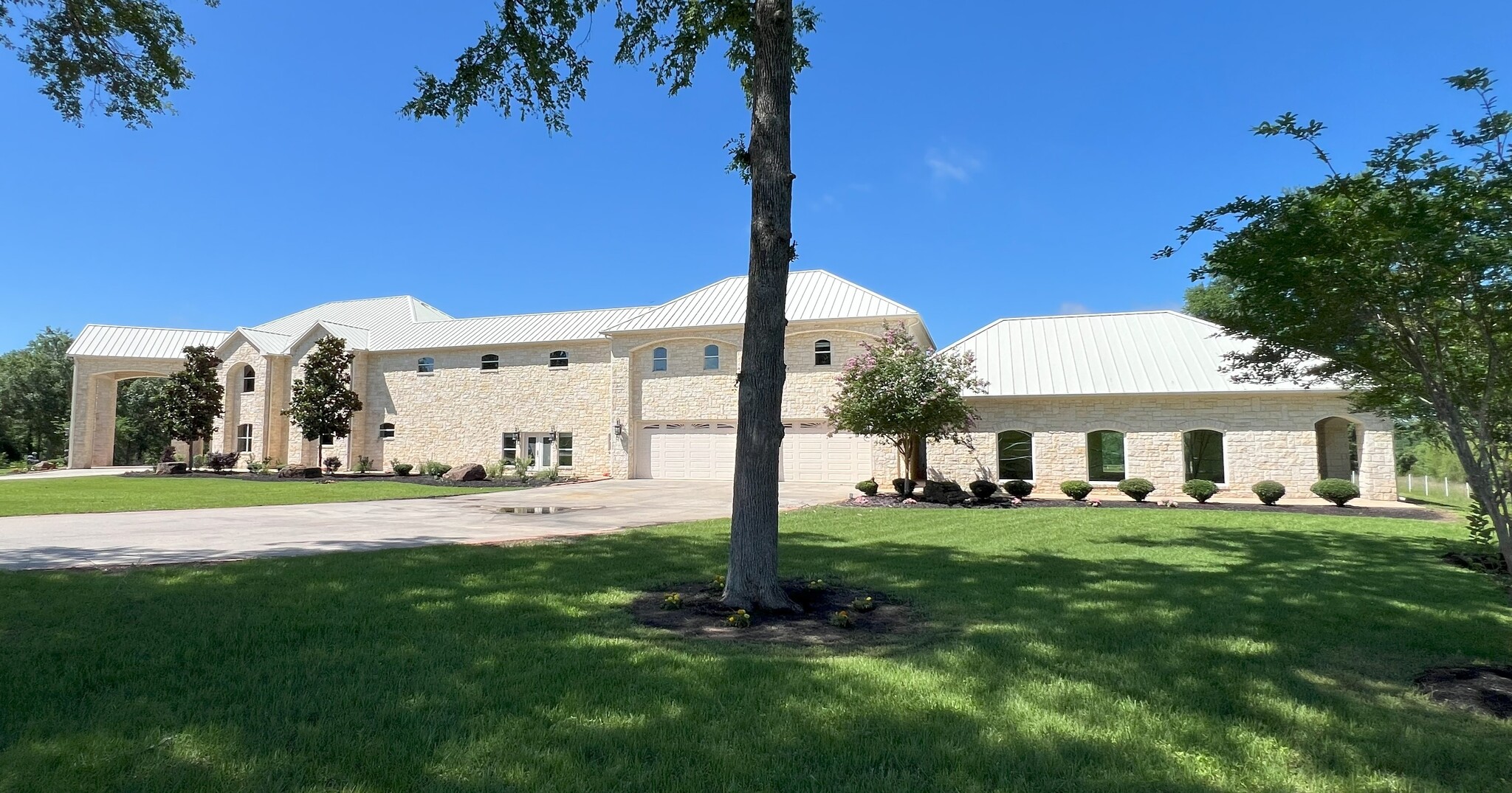 3087 N FM 1486 Rd, Montgomery, TX for Sale