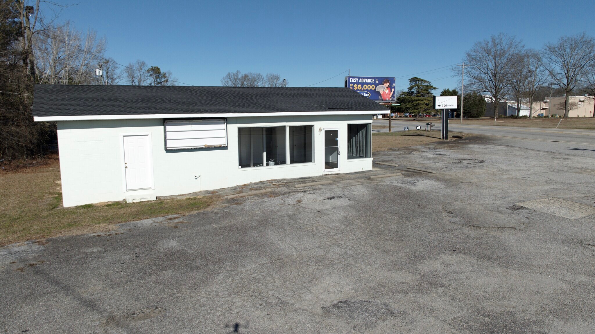 1026 S Broad St, Clinton, SC for Rent