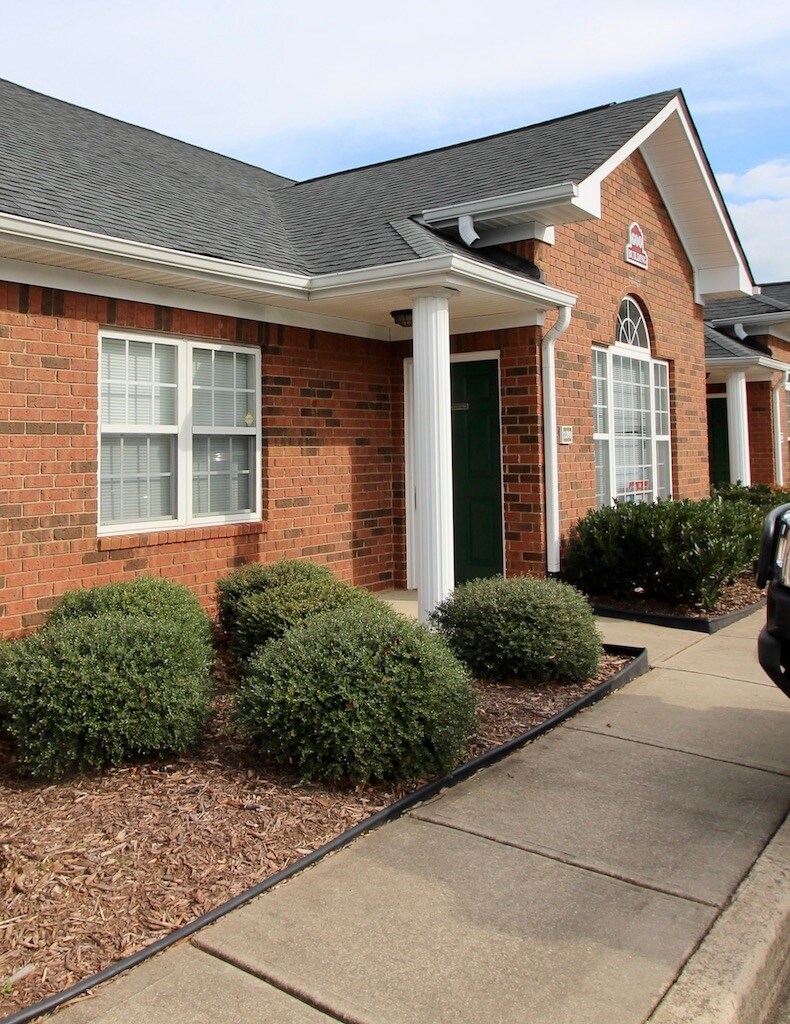 2230 Towne Lake Pky, Woodstock, GA for Rent
