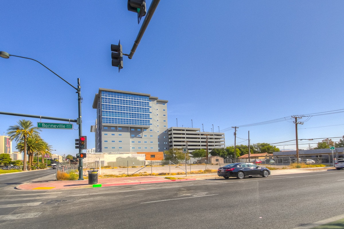 527 S Las Vegas Blvd, Las Vegas, NV for Sale