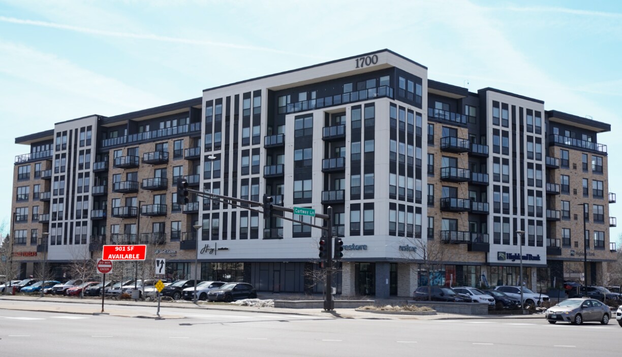 1700 Plymouth Rd, Minnetonka, MN for Rent