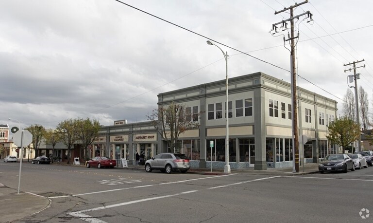 215 Western Ave, Petaluma, CA for Rent