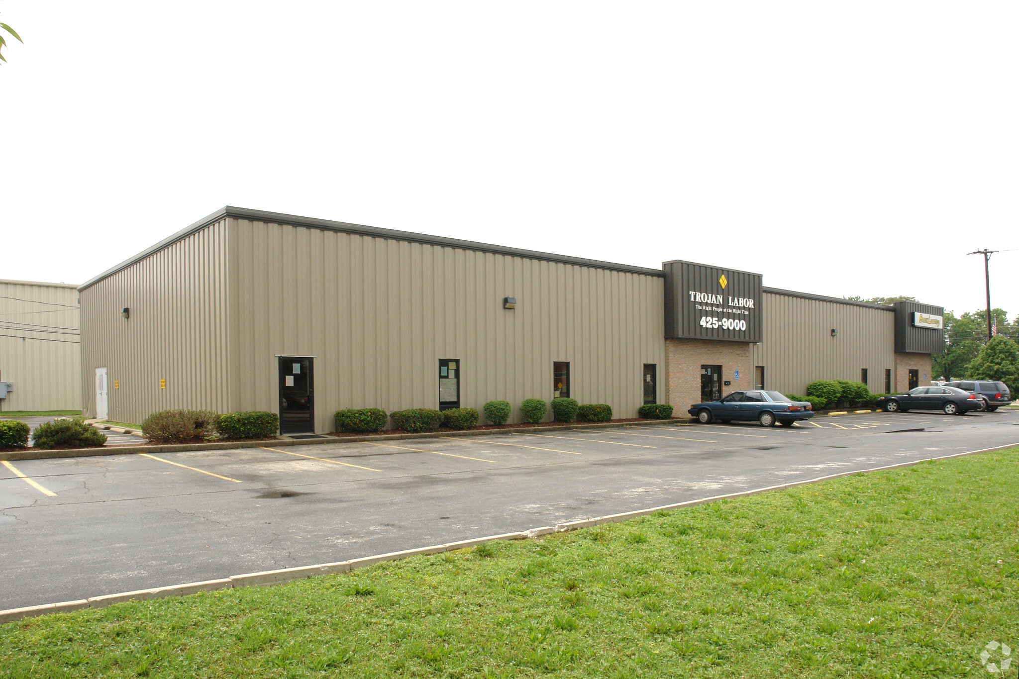 701-735 E Sycamore St, Evansville, IN for Rent