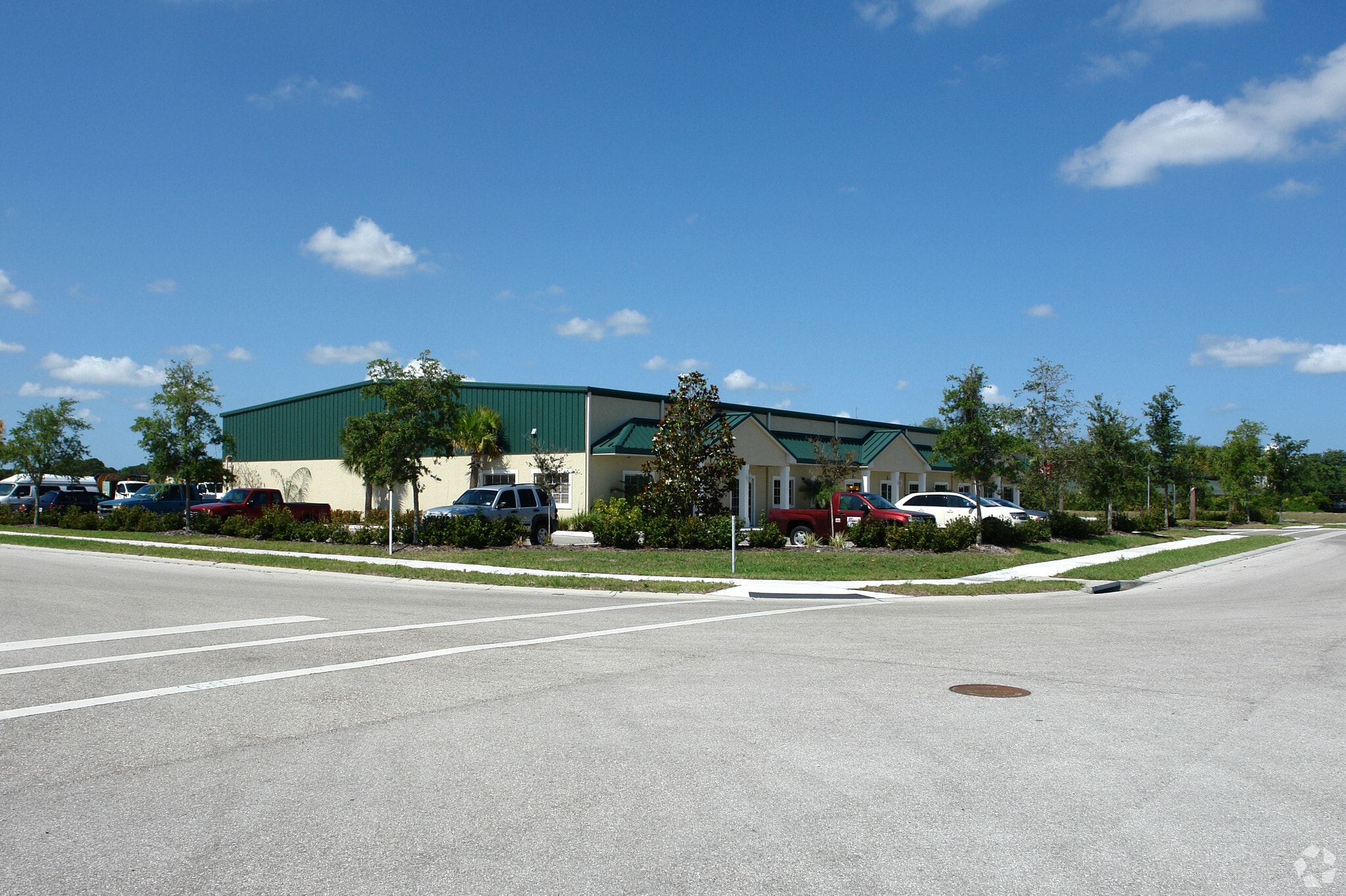 8120-8130 Uzita Dr, Sarasota, FL for Rent