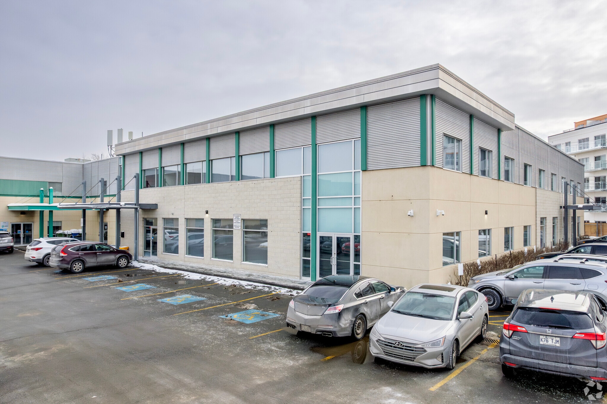 8550-8560 Boul Newman, Montréal, QC for Rent