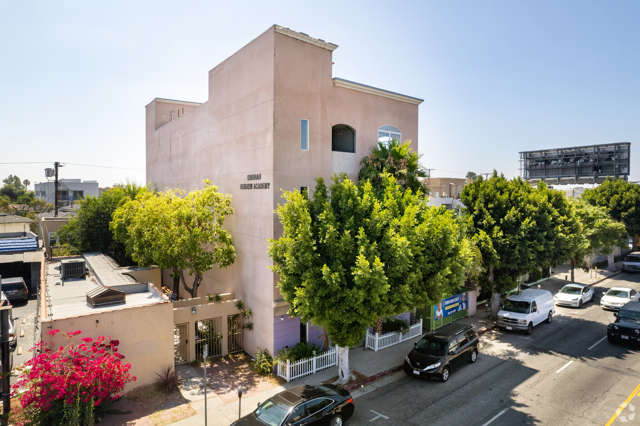 1518 S Robertson Blvd, Los Angeles, CA for Rent