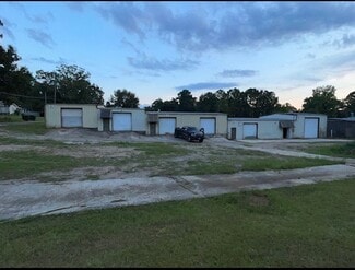 Hueytown, AL Warehouse - 102 Pine Ave