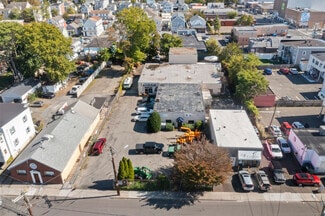 Stamford, CT Freestanding - 15 Virgil St