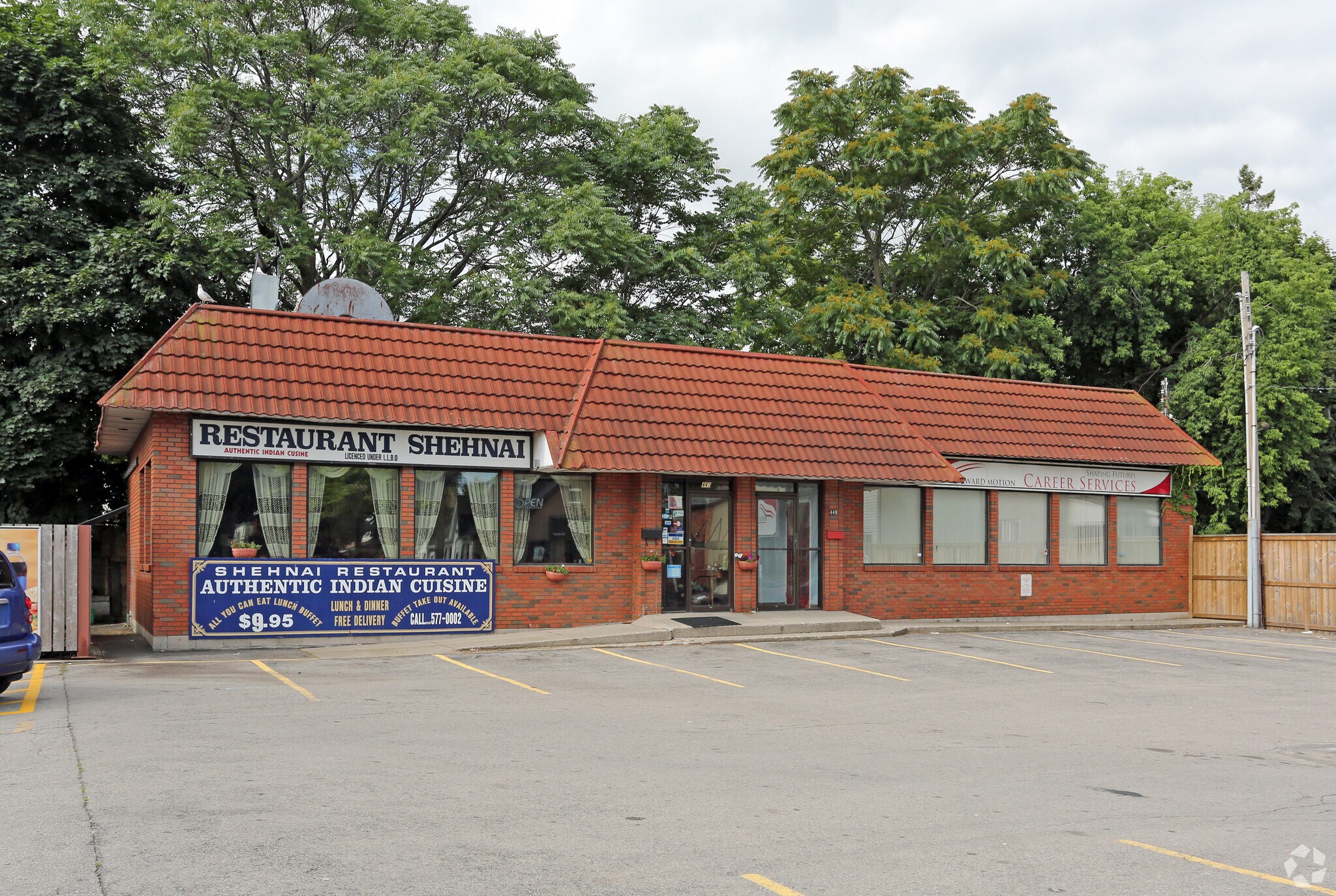 447-449 Main St W, Hamilton, ON for Rent