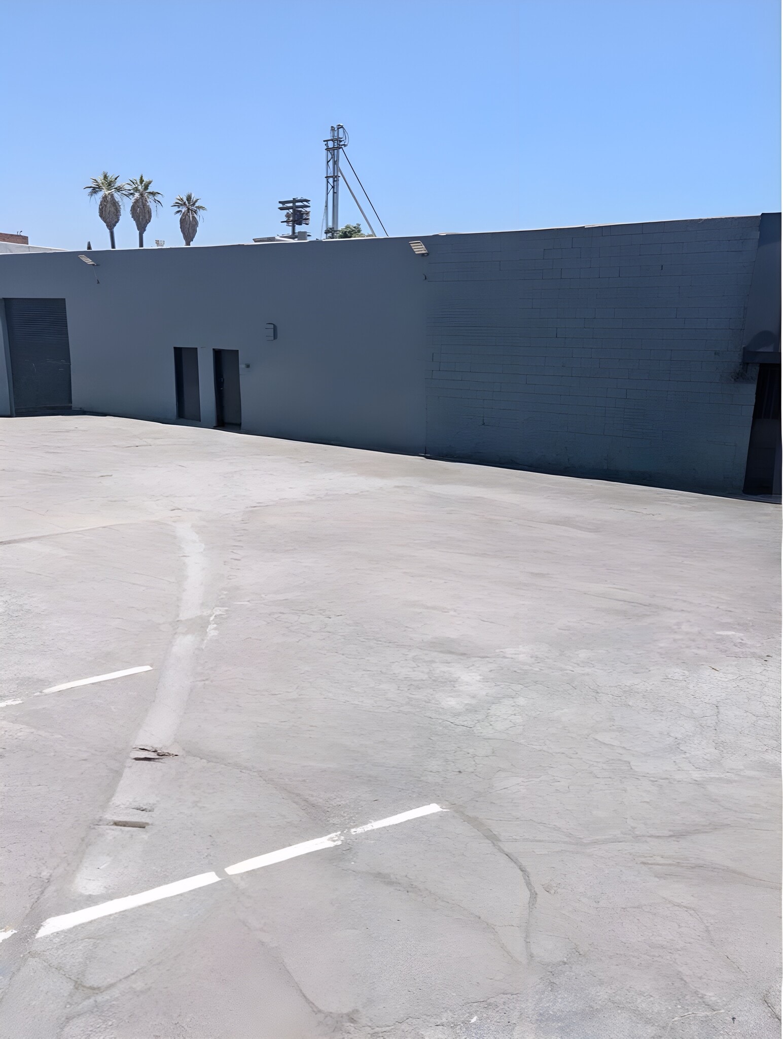 2636 S Main St, Los Angeles, CA for Rent