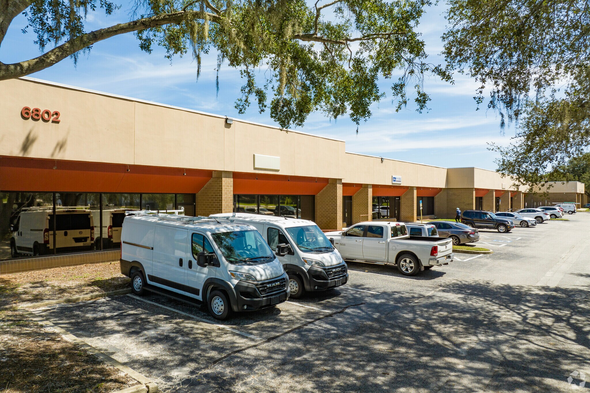 3902 Corporex Park Dr Tampa, FL 33619 Industrial Park Property for