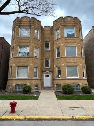 Chicago, IL Apartments - 11327 S King Dr