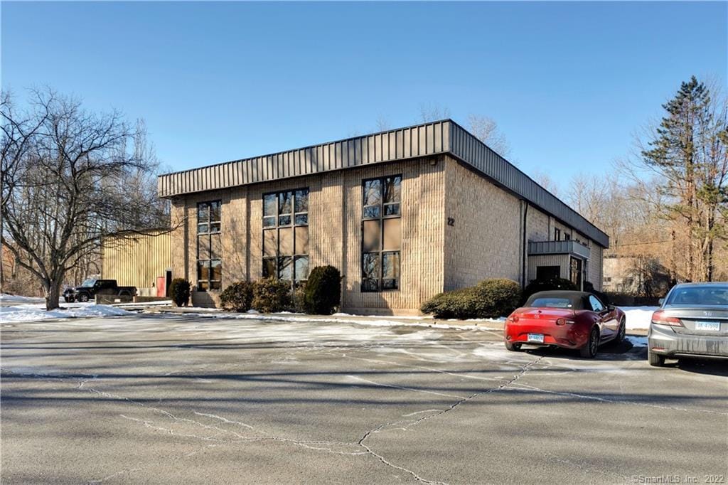22 Commerce Rd, Newtown, CT for Rent