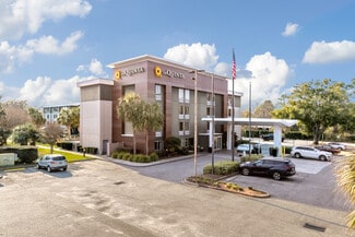 Myrtle Beach, SC Hospitality - 4709 N Kings Hwy