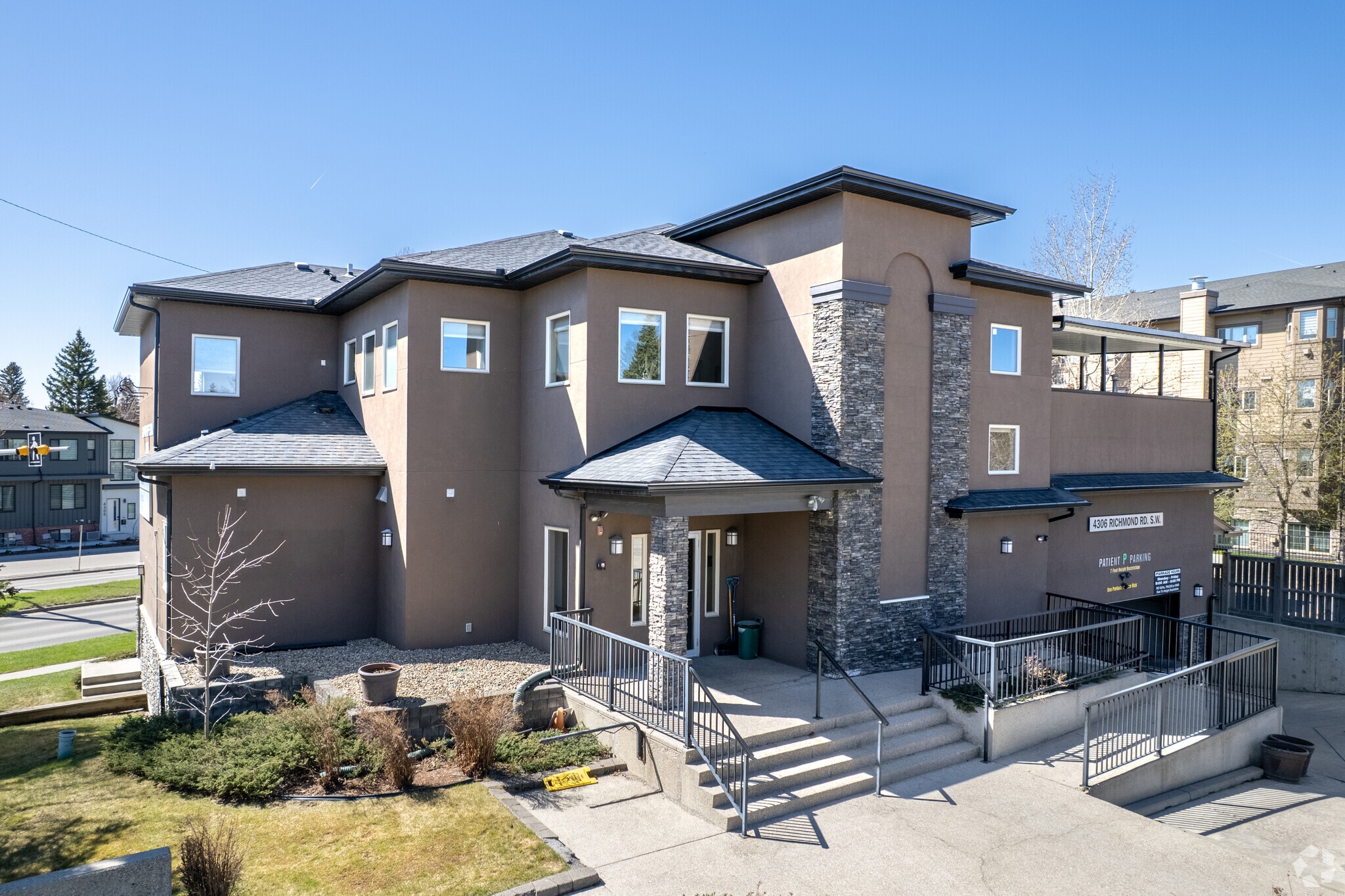 4306 Richmond Rd SW, Calgary, AB for Sale