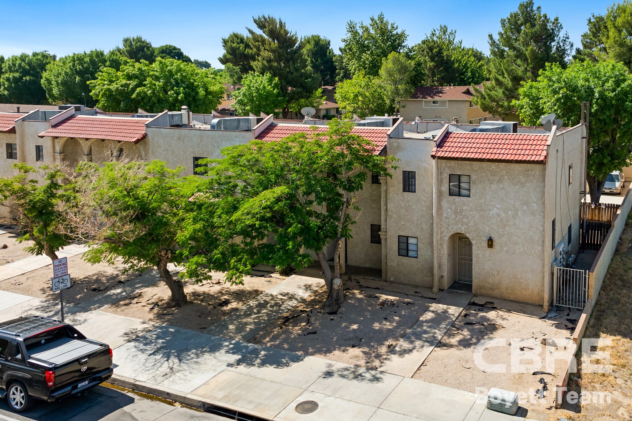 102 E Lancaster Blvd, Lancaster, CA for Sale