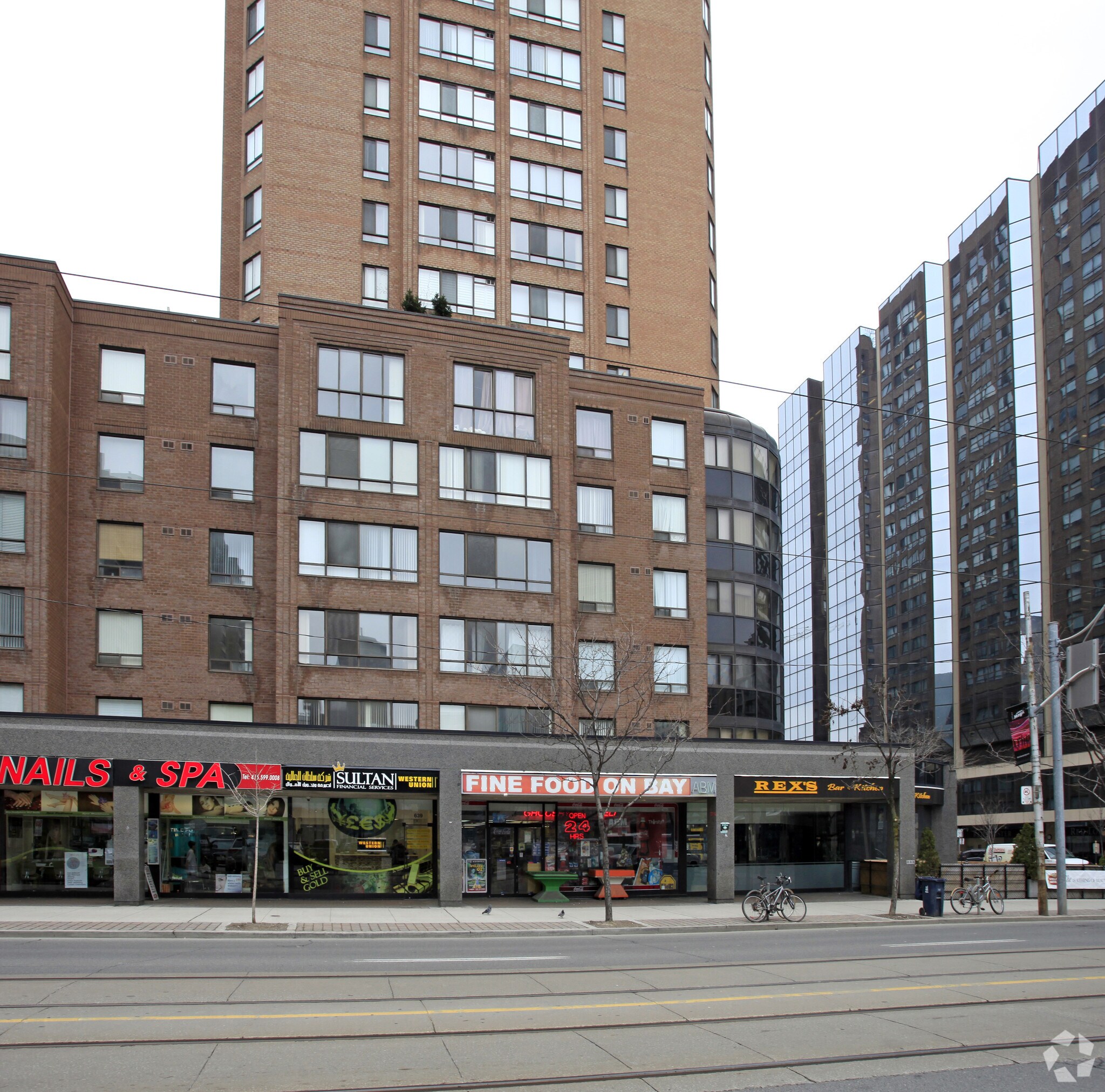 641 Bay St, Toronto, ON for Rent