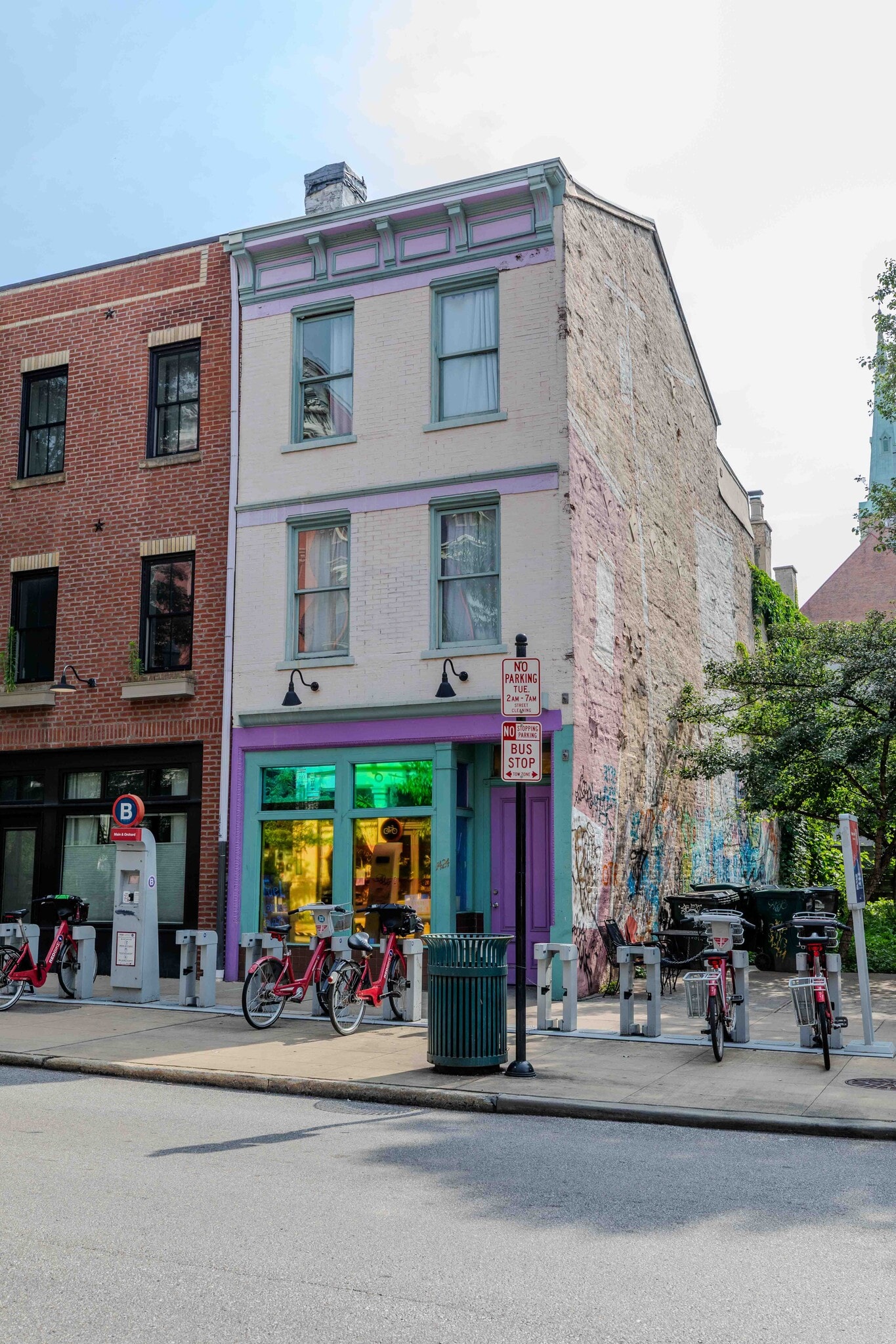 1424 Main St, Cincinnati, OH for Sale
