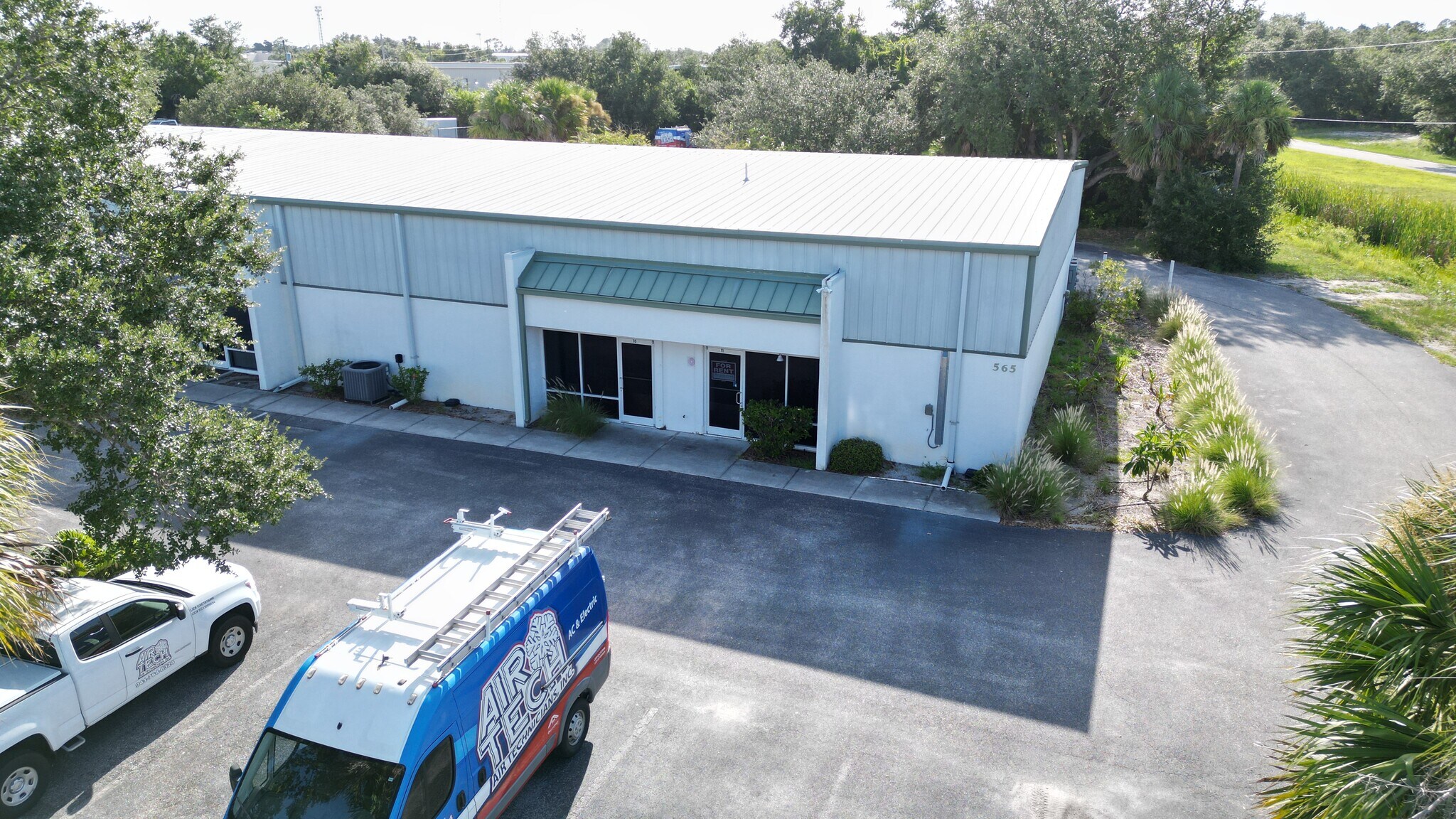 565 Prineville St, Port Charlotte, FL for Rent