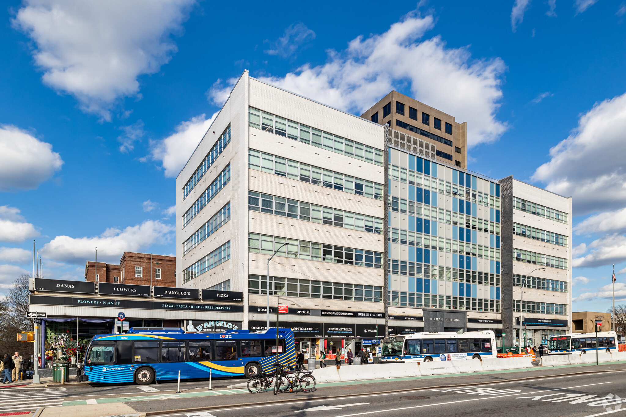 11821 Queens Blvd, Forest Hills, NY for Rent