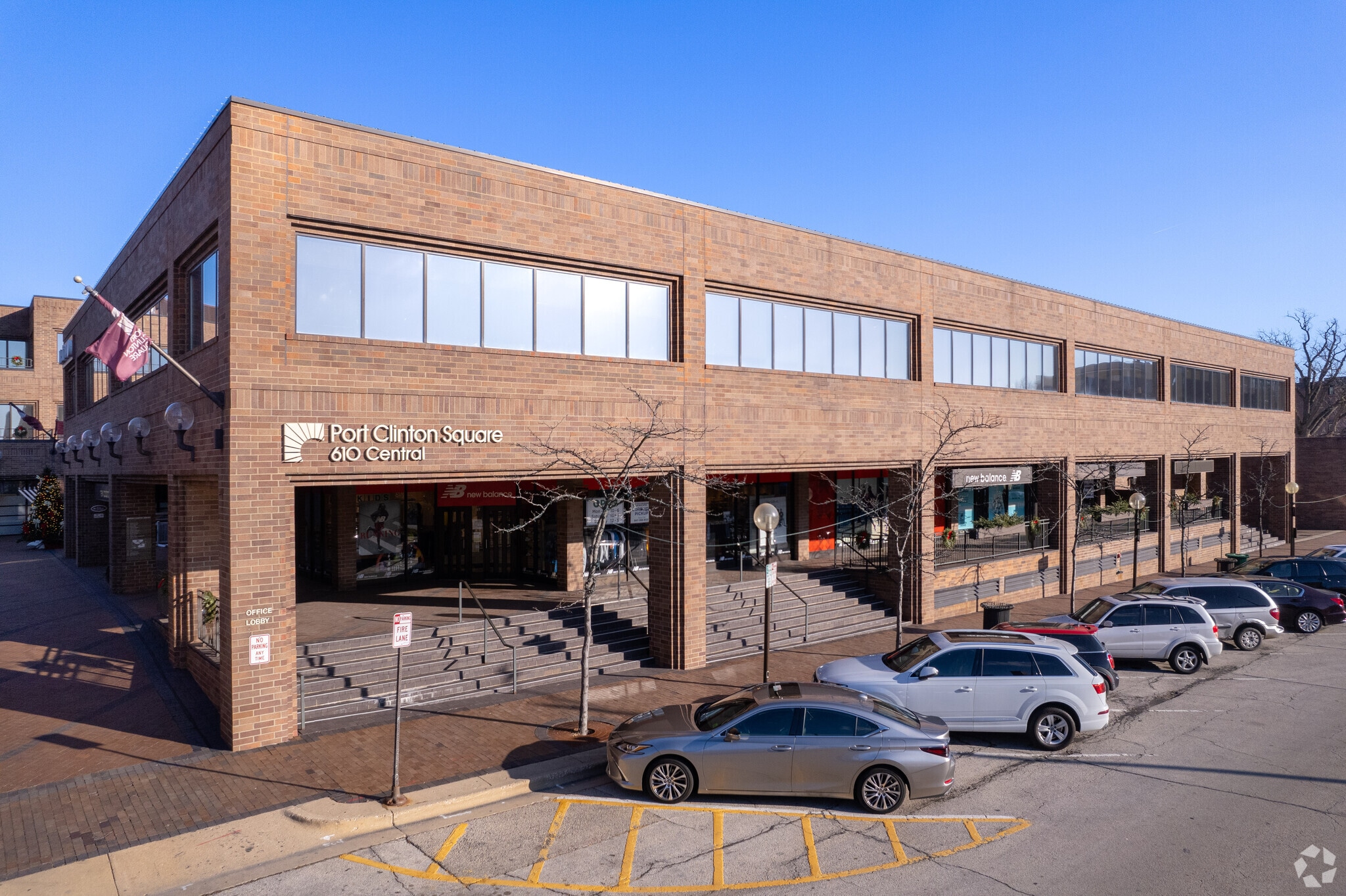 600-610 Central Ave, Highland Park, IL for Rent