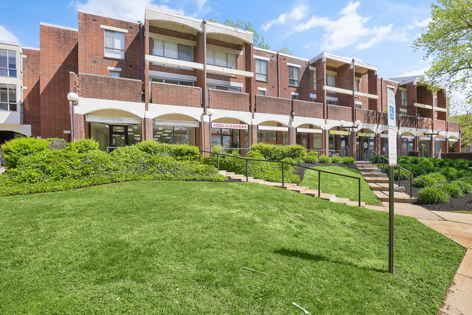 3901 Conshohocken Ave, Philadelphia, PA for Rent