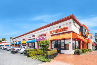 Plaza De La Fiesta / 40K SF Center